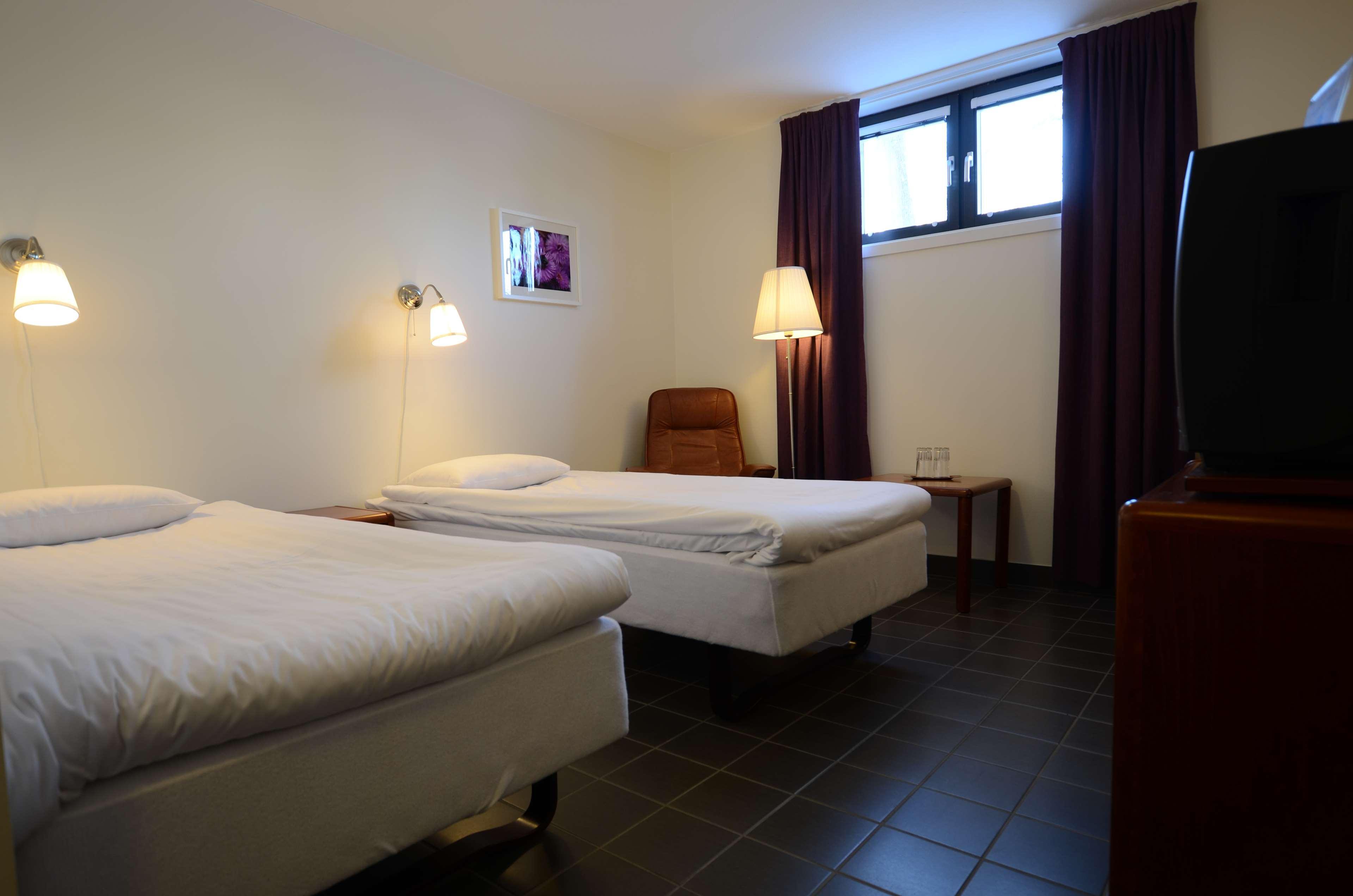 Best Western Plus Fergus Hotel Bagian luar foto
