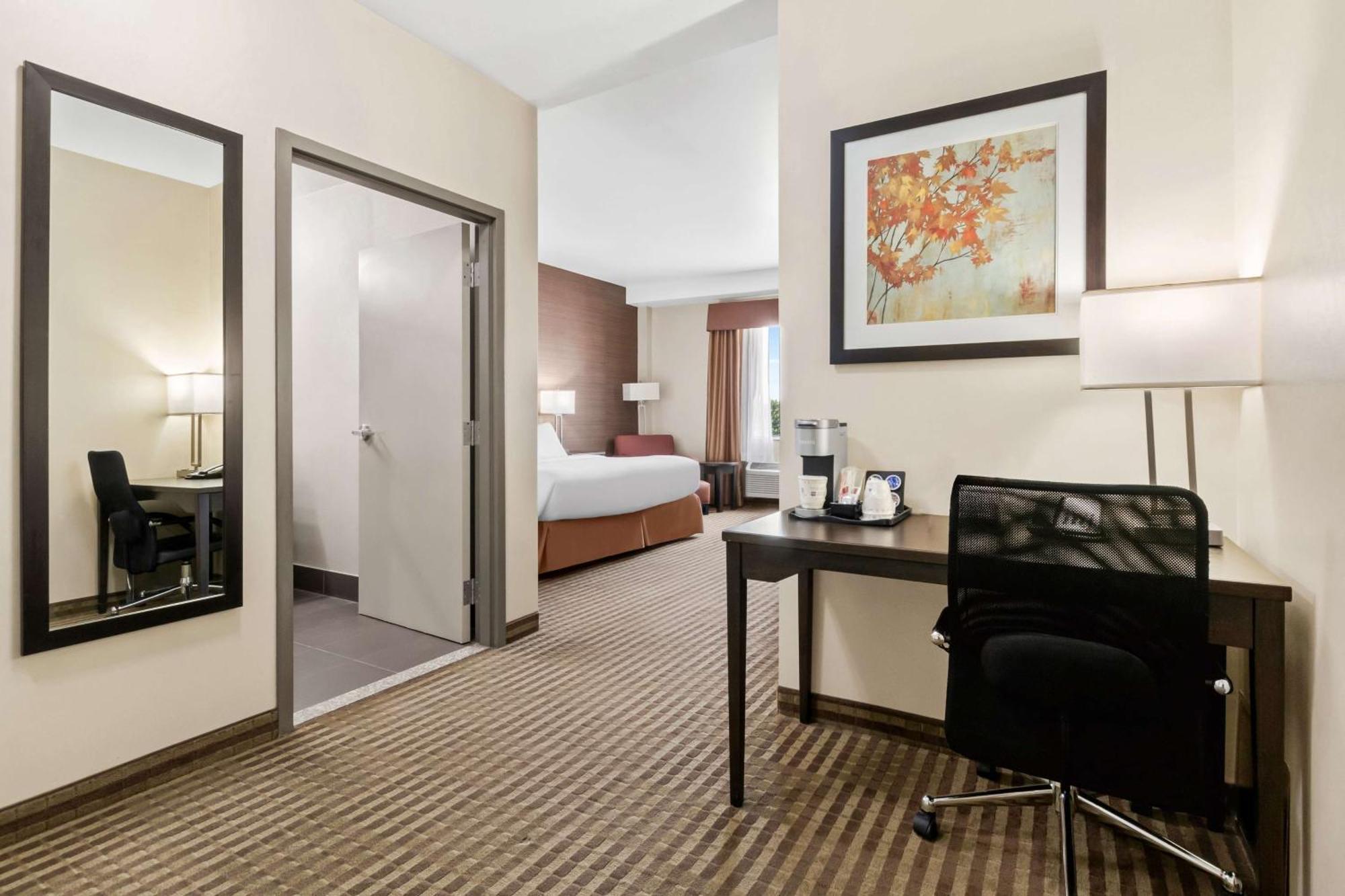 Best Western Plus Fergus Hotel Bagian luar foto